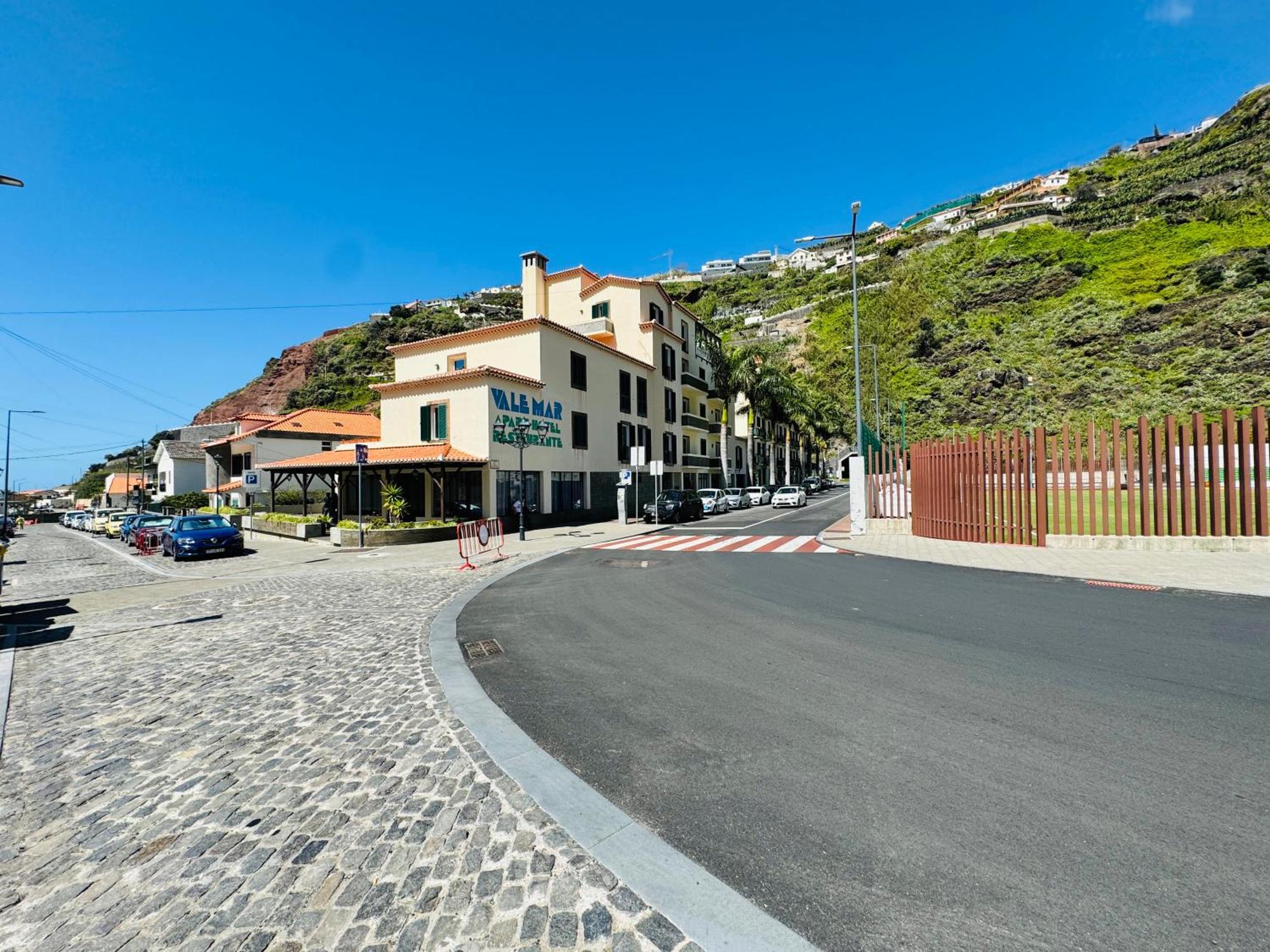 Vale Mar Guest Hotel Ribeira Brava Exterior photo