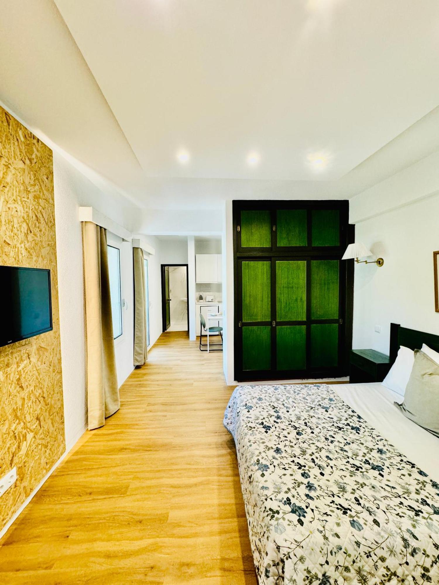 Vale Mar Guest Hotel Ribeira Brava Exterior photo