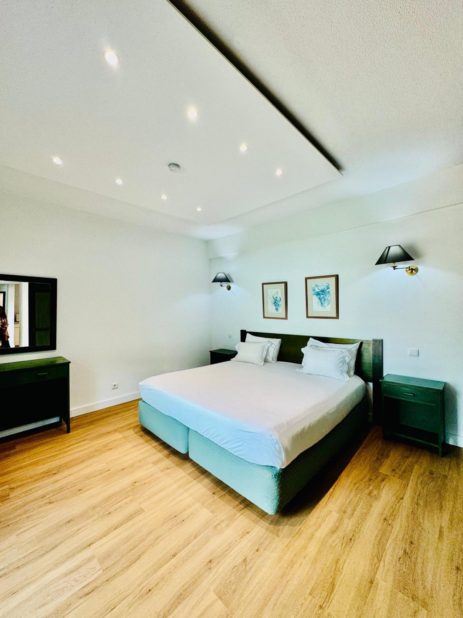Vale Mar Guest Hotel Ribeira Brava Exterior photo