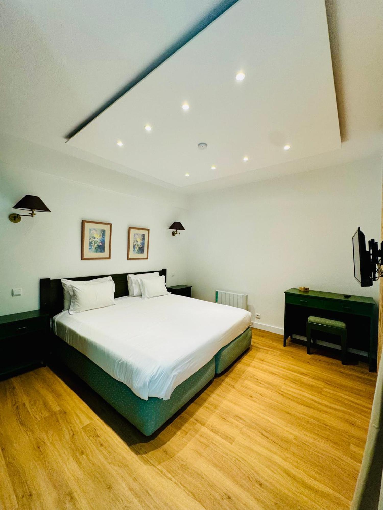 Vale Mar Guest Hotel Ribeira Brava Exterior photo