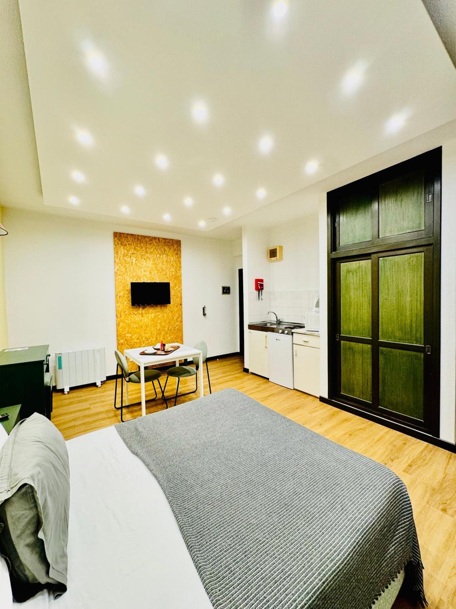 Vale Mar Guest Hotel Ribeira Brava Exterior photo