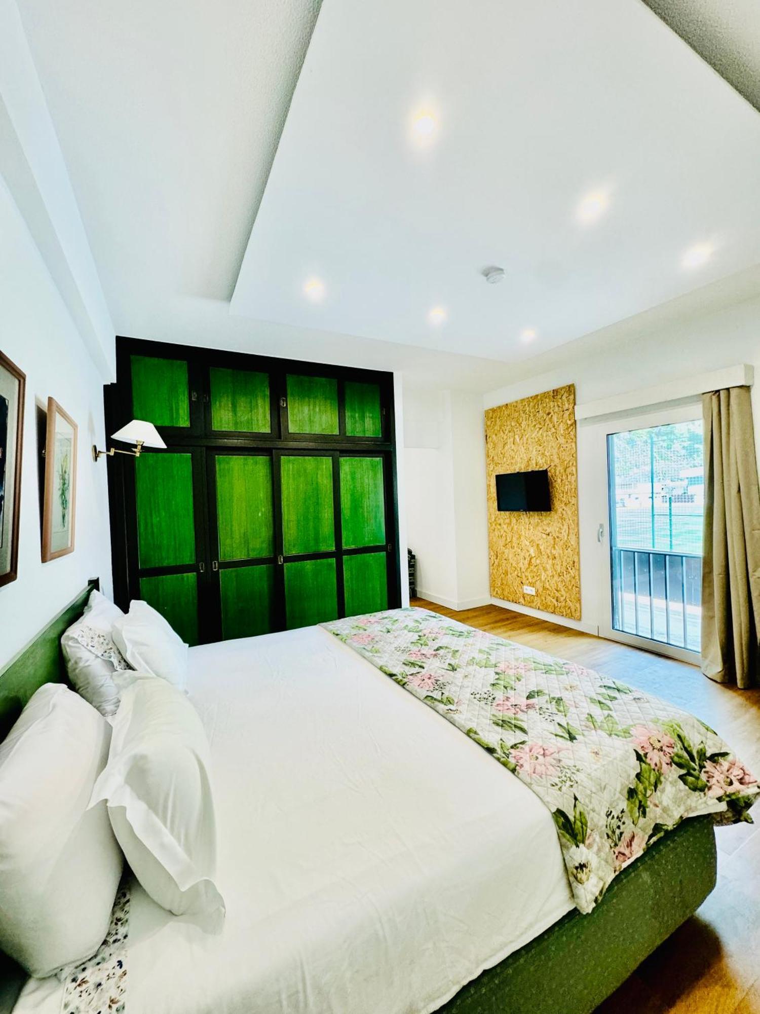 Vale Mar Guest Hotel Ribeira Brava Exterior photo